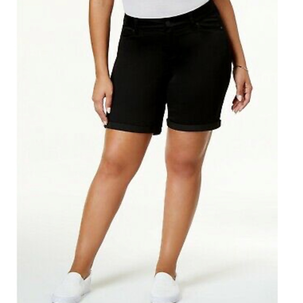 Celebrity Pink Body Sculpt Bermuda Shorts Size 14